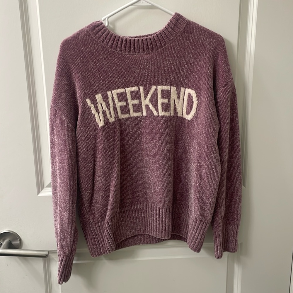 Cynthia Rowley pink sweater with ‘weekend’ print